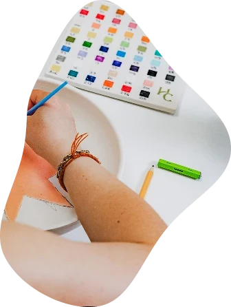 swatches de couleurs pour la peinture sur céramique
